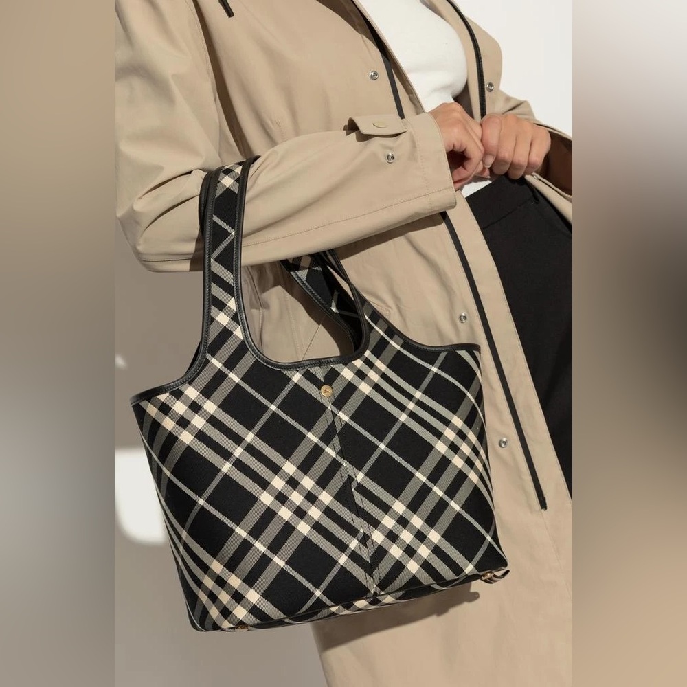 Burberry Check tote bag